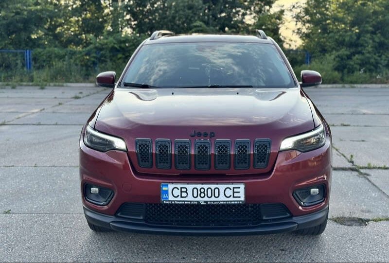 Продам Jeep Cherokee