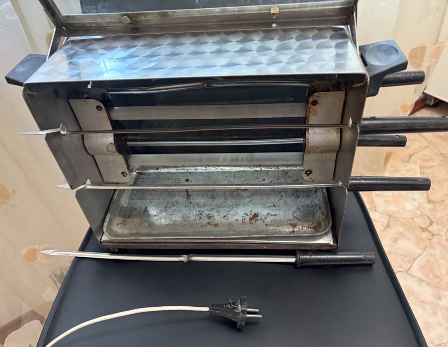 Продам електрошашличницю, мангал