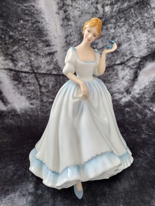 Royal Daulton porcelanowa figurka "Paula" wys.21cm