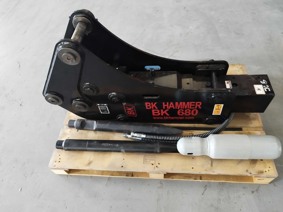 Młot Hydrauliczny do CASE 580 590, 695 580st 580sle kompletny