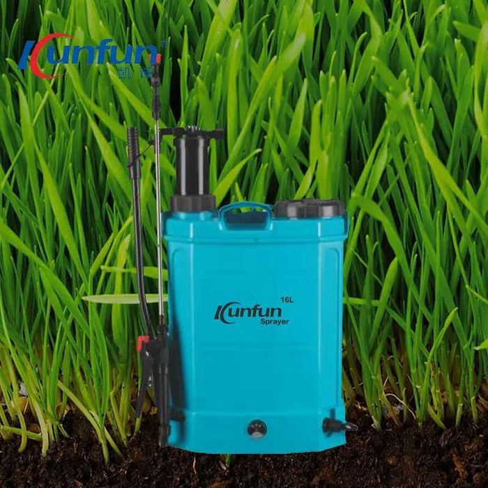 Опрыскиватель аккумуляторный садовый Сunfun 16 л гарантия год