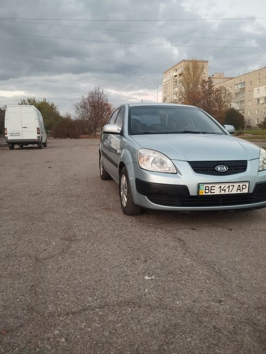 Продам kia rio 2006 газ/бенз