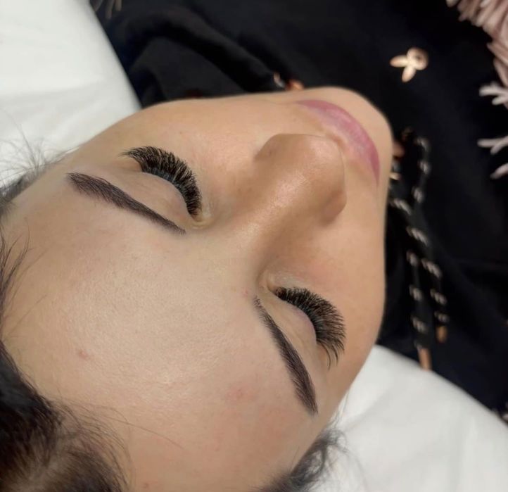 Stylizacja , przedłużanie rzęs