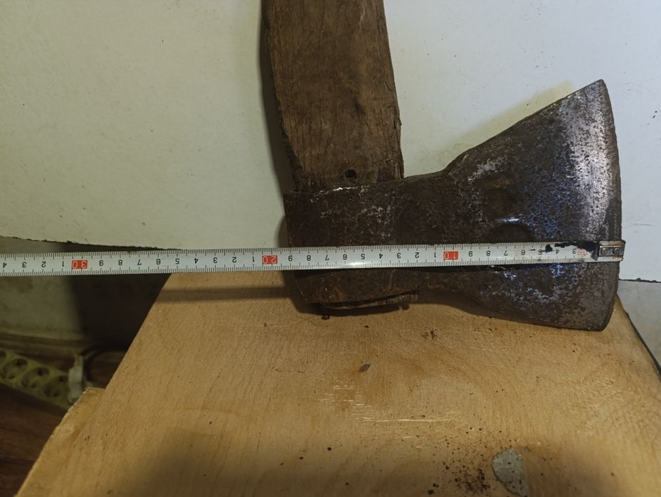 Продам топори ссср без трещин не вариние