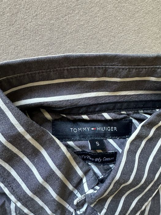 Рубашка мужская фирмы Tommy Hilfiger