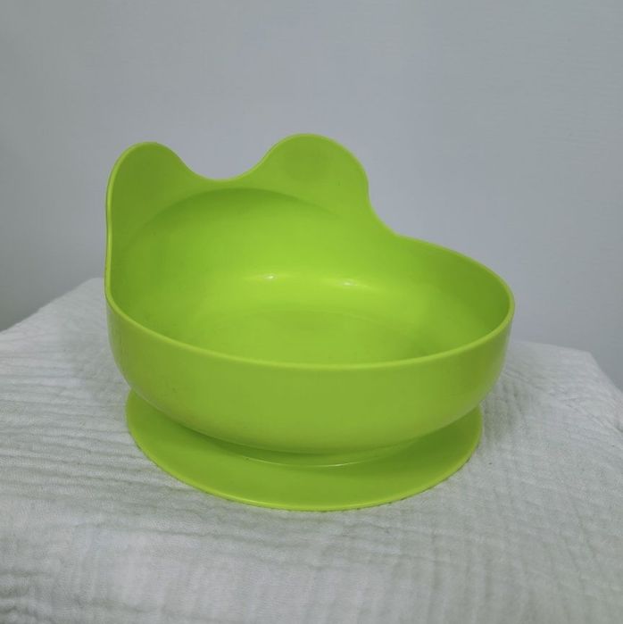 Zielona miska żaba jasnozielona żabka miseczka dla dziecka plastikowa