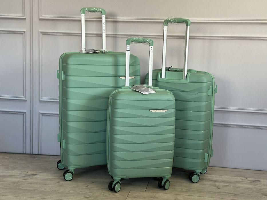 Валіза чемодан чкмоданы Wings DQZ01 (100% поліпропілен) POLAND