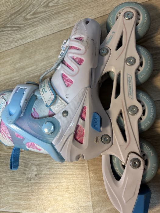 Продам ролики на девочку размер 28-31