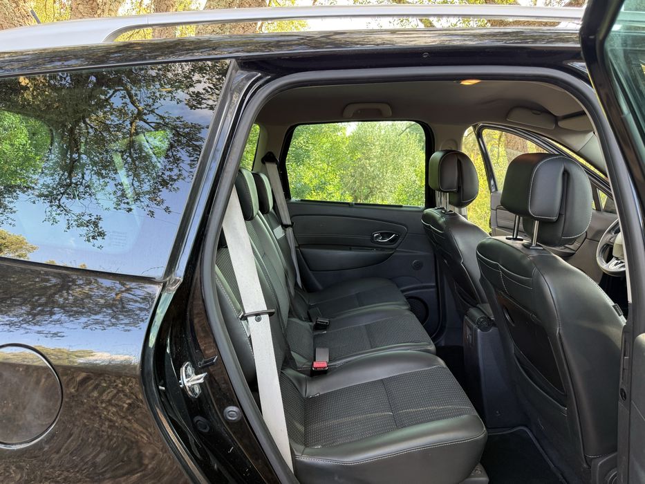 Renault Grand Scénic 1.5 dCi Bose Edition (7 Lugares)