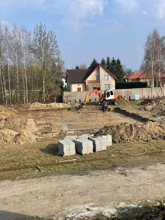Usługi koparką - wykopy, fundamenty, niwelacje, rozbiórki - Kielce