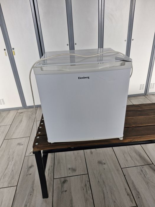 Холодильник  Еlenberg