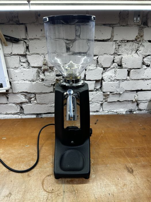 Quamar m80d кавомолка гріндер під пакет прямого помолу