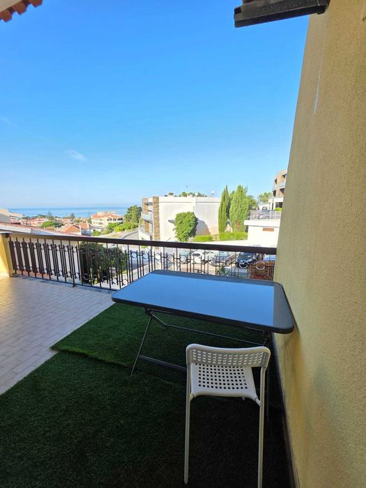 Estudio T0 Parede Linha de Cascais