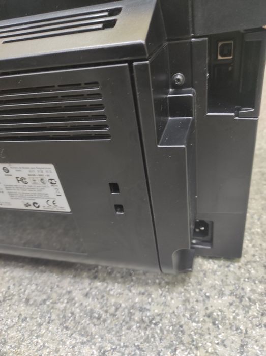 Лазерный принтер HP LaserJet Pro P1606dn с новым картридж HP