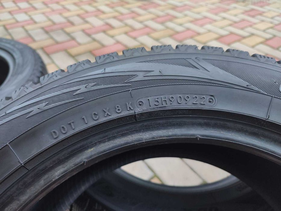 Зимові шини Toyo Observe GSi6 205/55 R16 94H