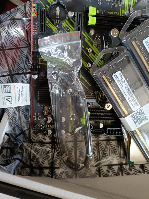 Комплект для сборки ПК Machinist x99pr9 + Ddr4 16gb + xeon e 5 2680v3