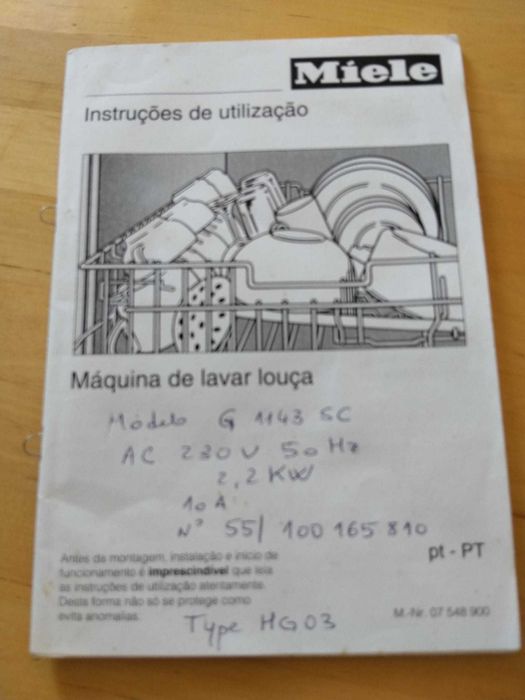 Máquina de lava loiça Miele