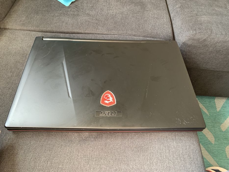 Computador portátil gaming MSI GL73