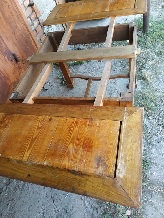 Стол старинный. Раздвижной. Бу.