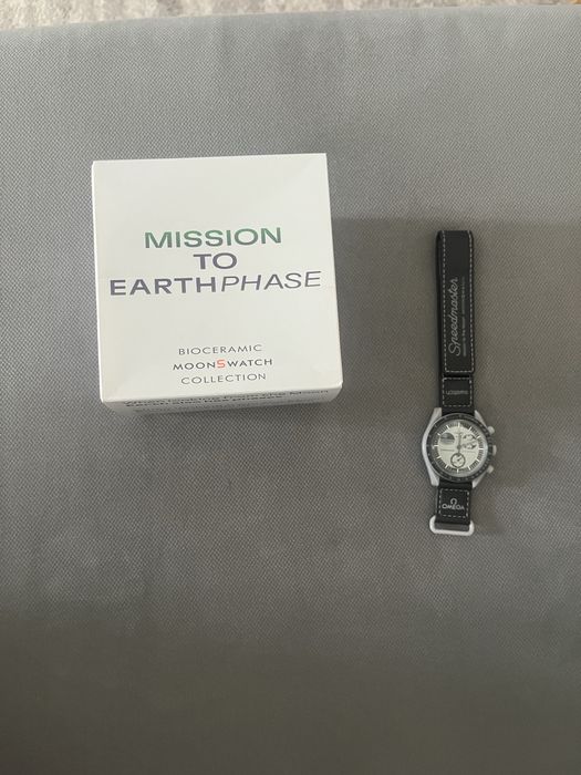 Relógio omega x swatch mission to earthphase