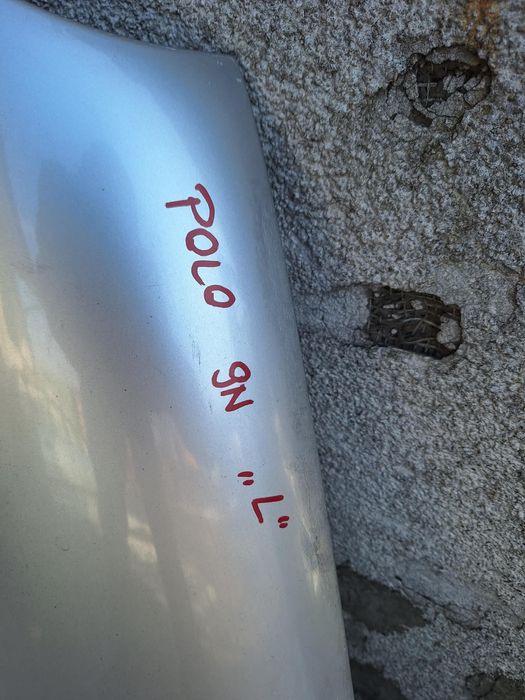 Błotnik Volkswagen Polo 9N LA7W lewy przód