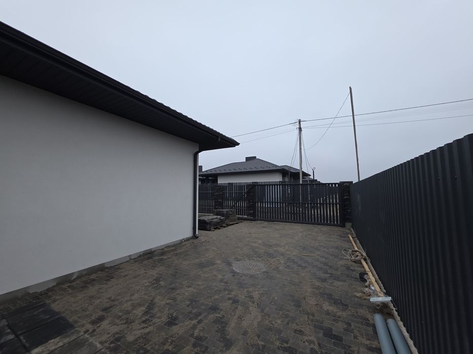 Продам дуплекс в с. Тарасове 95м2. Від Власника