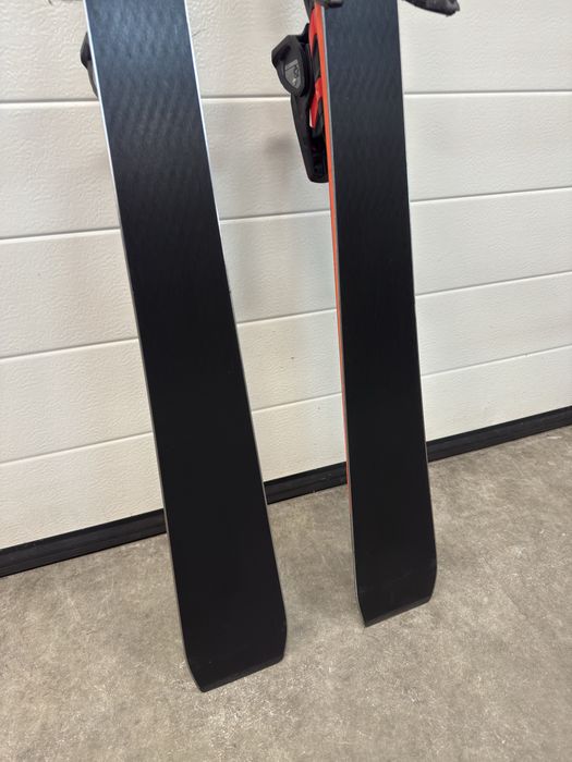 Narty Atomic Redster TI 175 cm 2023