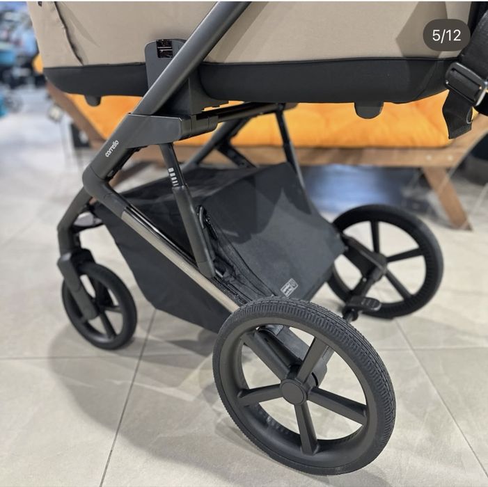 Продам універсальну коляску Carrello Sigma 2025
