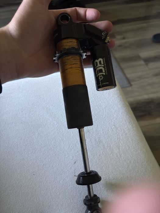 Sprzedam damper ccdb