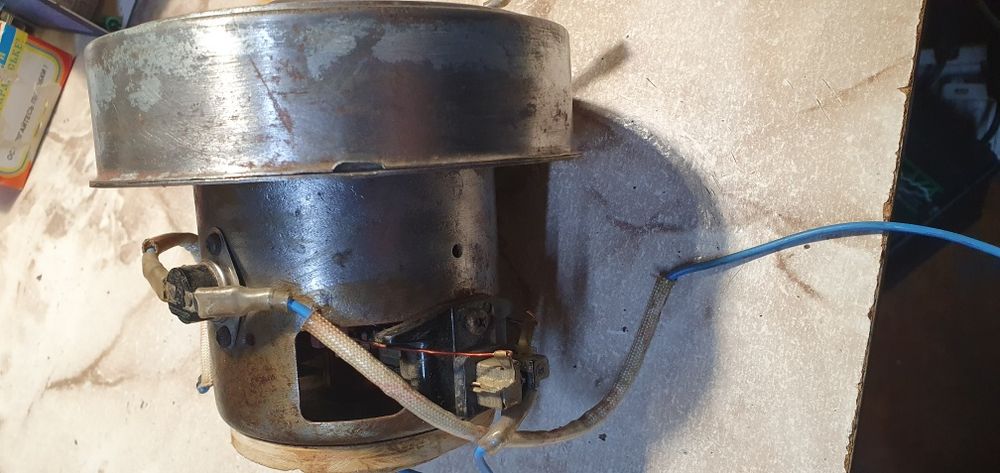 Продам двигатель для пылесоса Elenberg.