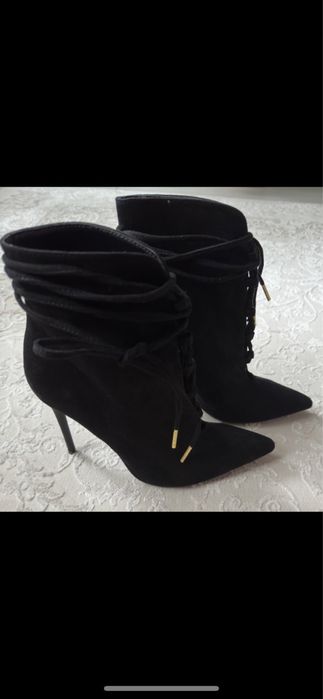 Ботінки 38 р.