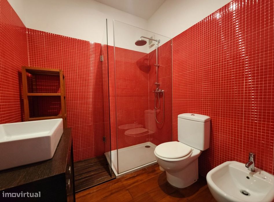 Duplex T3 Mobilado na Foz Velha - A poucos passos do mar!