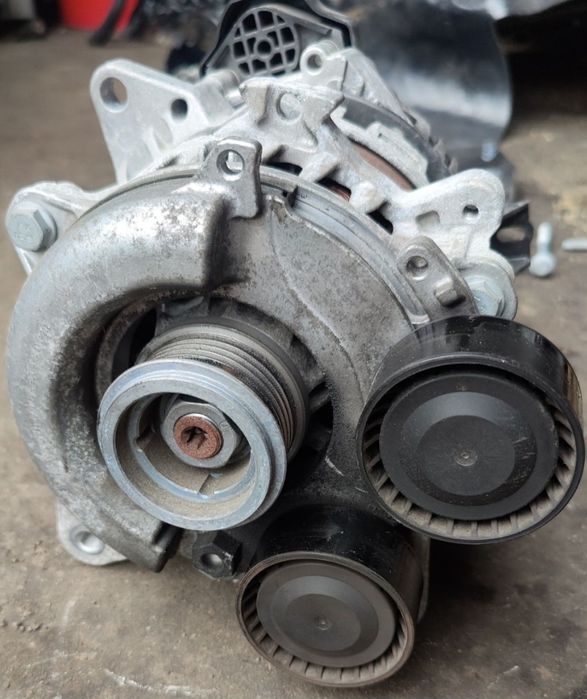 Renault Captur Arkana Clio Hybrid alternator 2310A1749R 240A