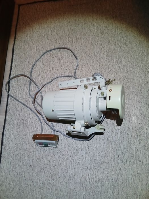 Електро двигун    .