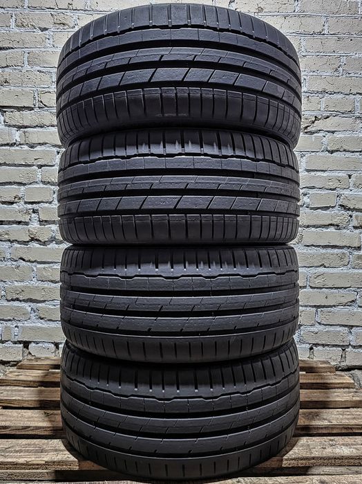 Шини 225/40r18 Hankook | 2023 | 7.5/6.5mm | Korea | Преміум | Ідеальні