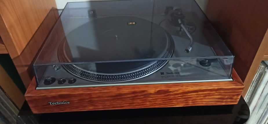 Technics SL-1800