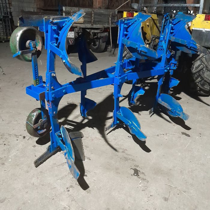 Pług obrotowy frost