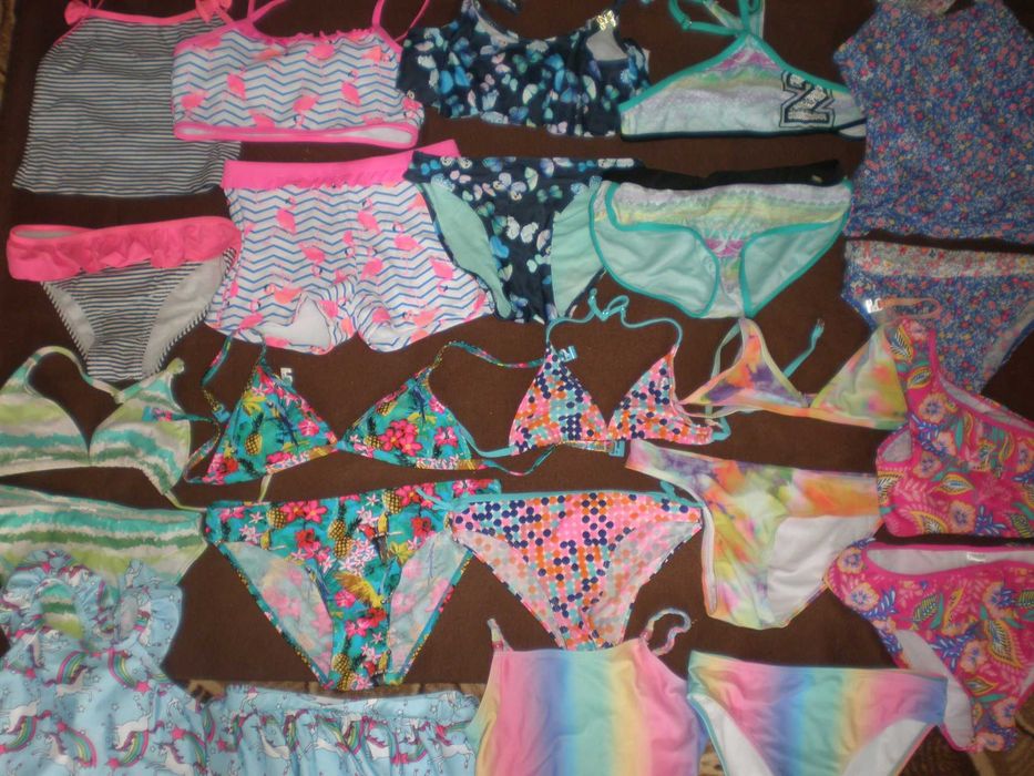 Купальники різні