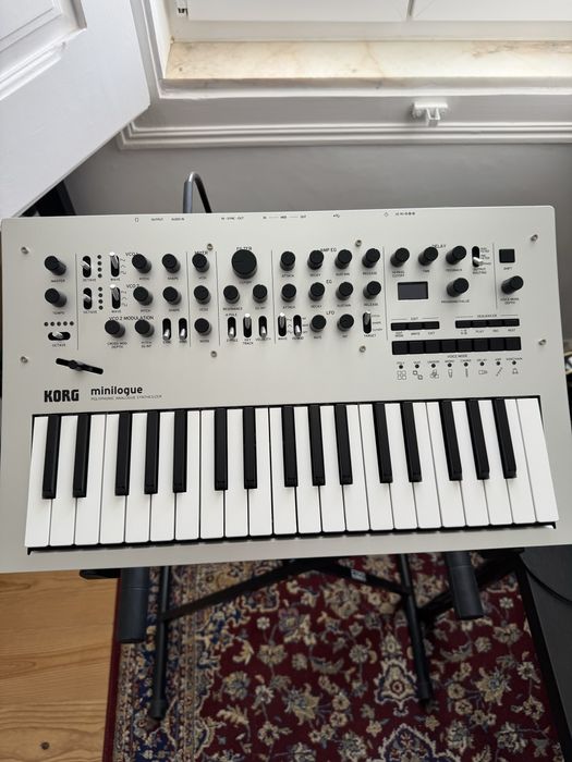 Sintetizador Korg Minilogue