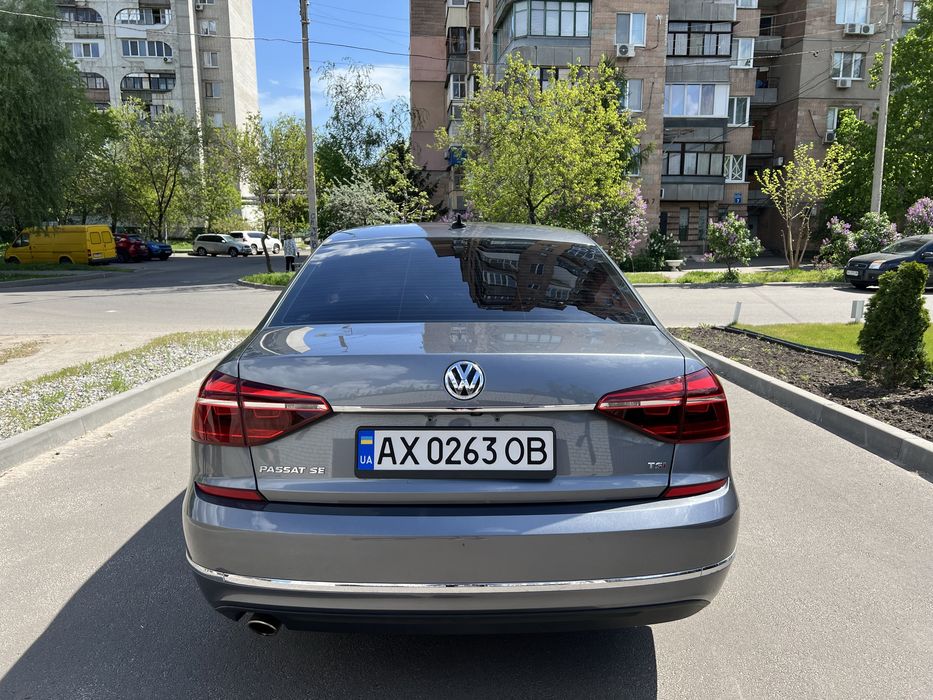 VW Passat SE 2018