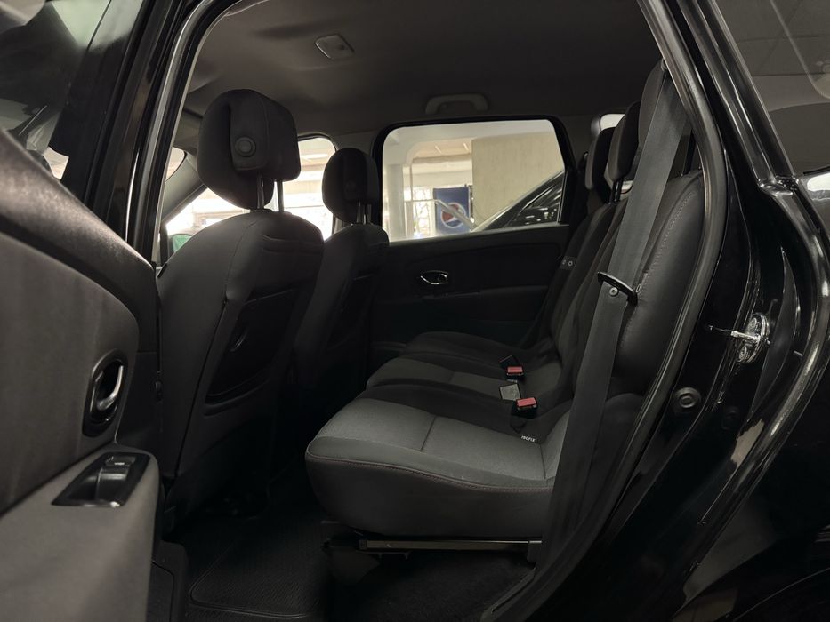 Renault Scenic 1.5dCi 8V 6МКПП 2012 р.в. (110 к.с.)