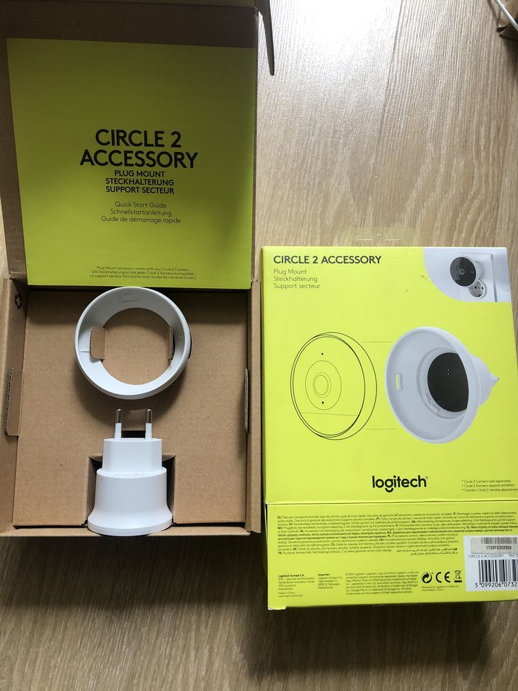 Logitech circle best sale 2 plug mount