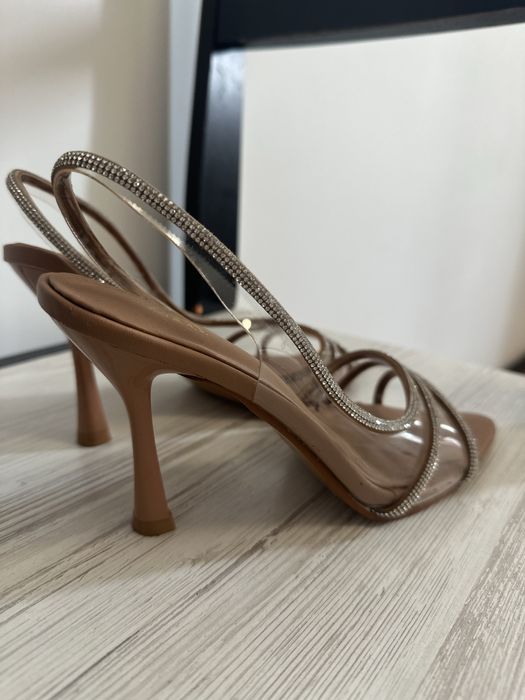 Босоніжки Zara 37