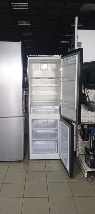 Холодильник Beko CNA365E20P