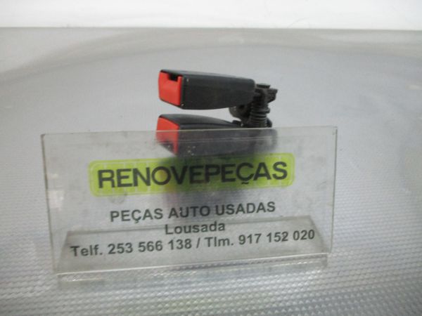 Encaixe de cinto trás esquerdo FORD Mondeo IV (BA7)