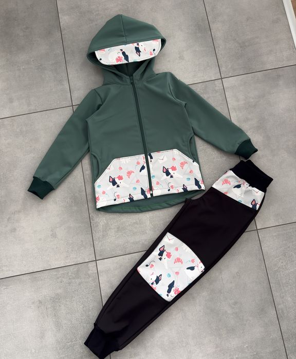Komplet przeciwdeszczowy dla dziewczynki . Softshell
