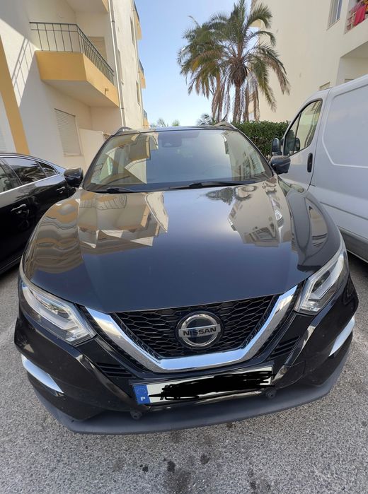 Qashqai Nissan Preto