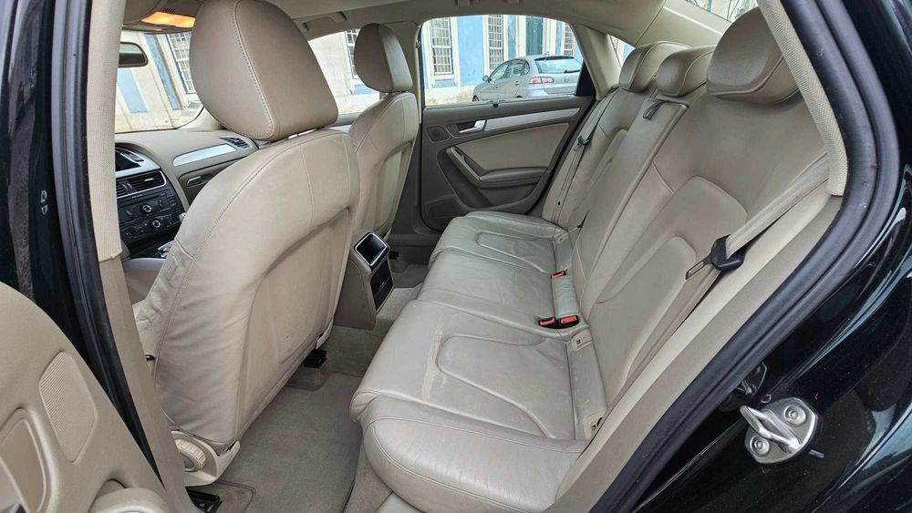 Audi A4 2.0 Tdi 136cv 2011