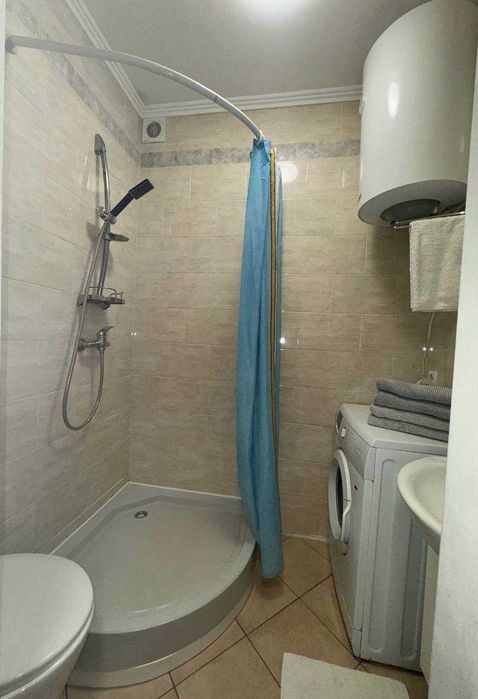 Окремий будиночок подобово в Чорноморську, район «Сади»