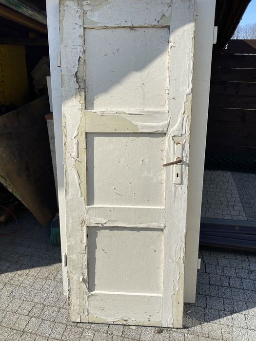 Stare drzwi wejściowe